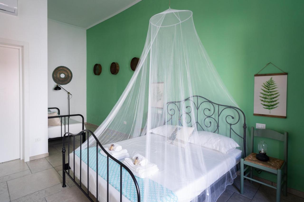 Li Perrini Boutique B&B Acquarica Exteriér fotografie